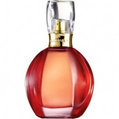 Ésika Aïnnara bottle